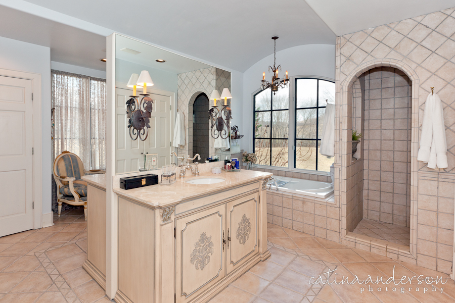 20120102_MorehOaks_MasterBath-1804-